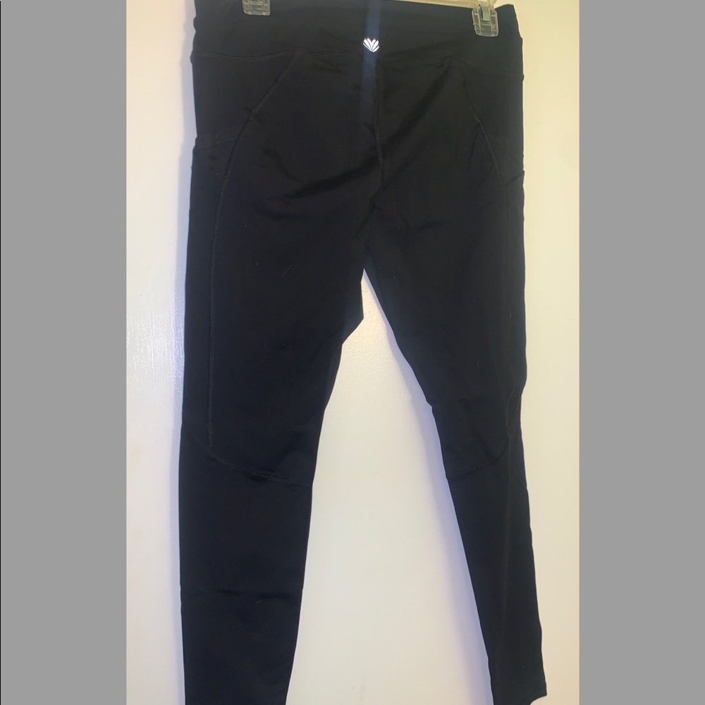Workout pants - Picture 2 of 3